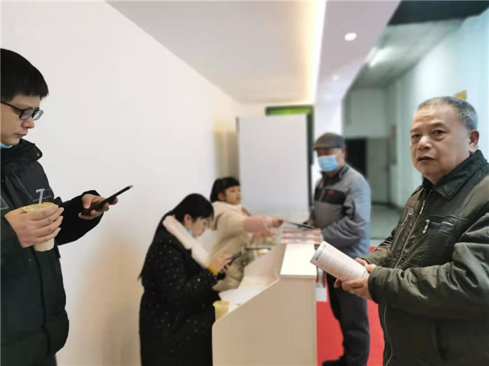 四川中青旅綿陽分社、綿陽市中旅假日旅行社、綿陽自來文化傳播有限公司24H自助售貨服務盛大開業(yè)