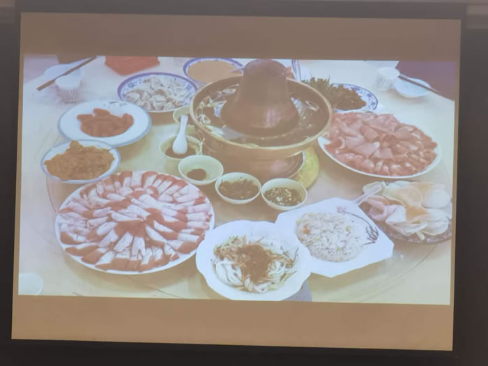 綿陽中旅行假日旅行社舉行胡楊林、南疆專列推薦會(huì)